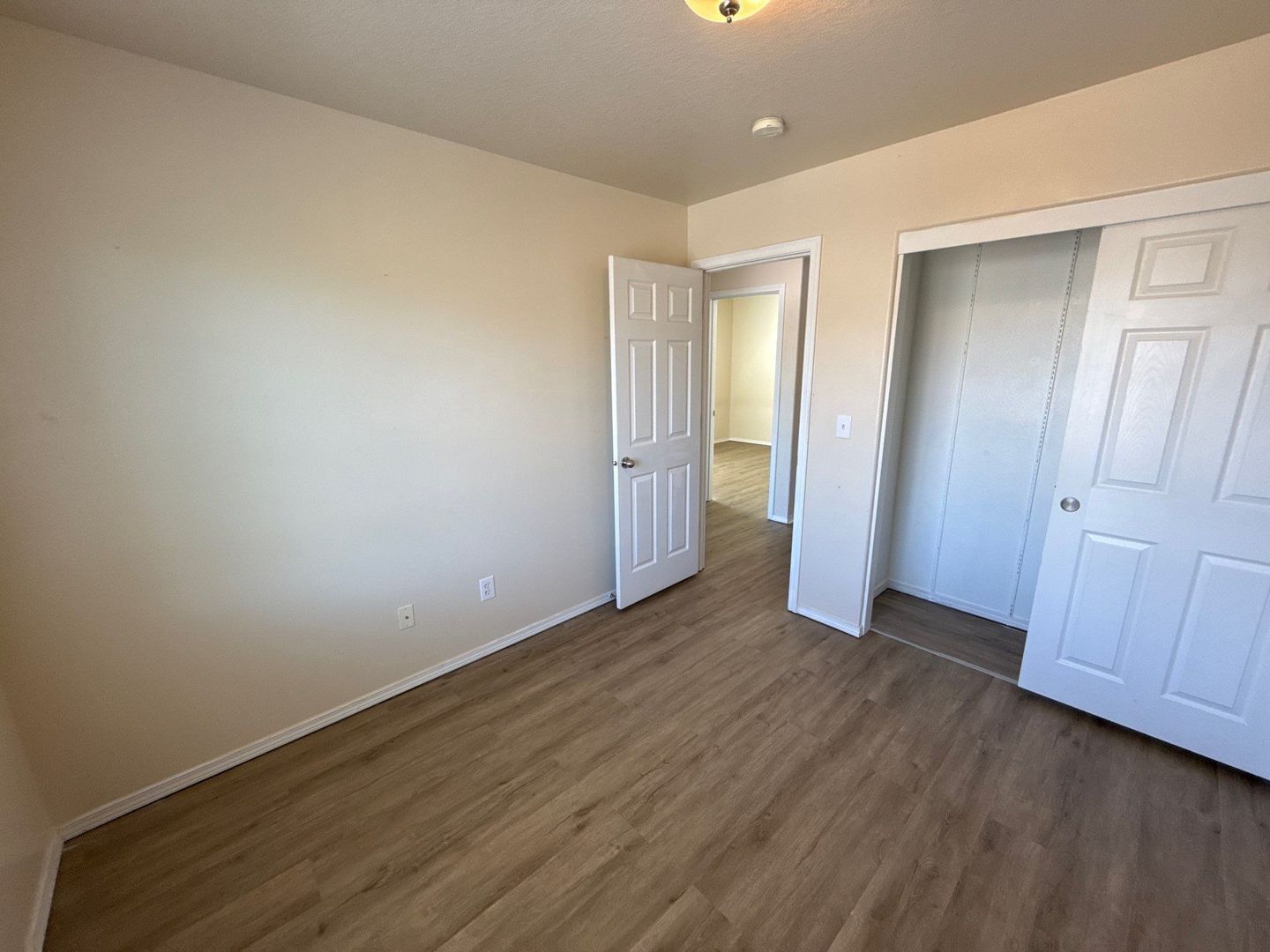 Albany 4 Bed, 2.5 Bath, Single Family Home, AVAILABLE NOW! property image