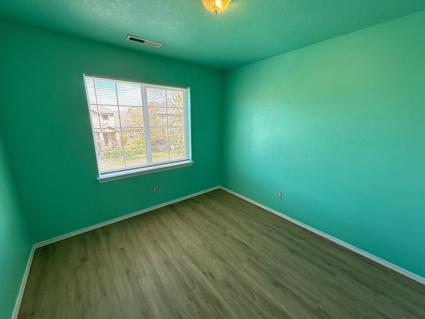 Albany 4 Bed, 2.5 Bath, Single Family Home, AVAILABLE NOW! property image