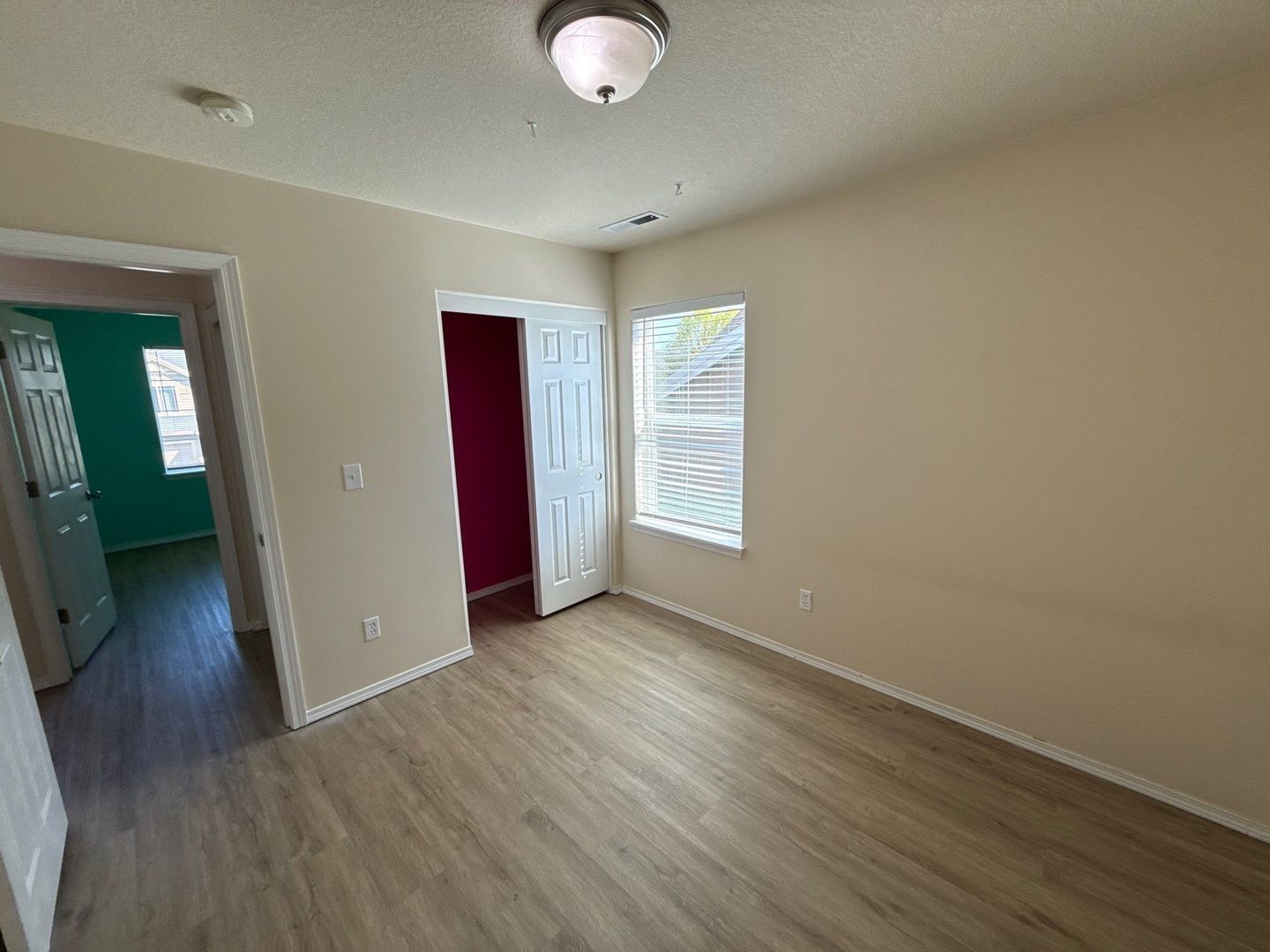 Albany 4 Bed, 2.5 Bath, Single Family Home, AVAILABLE NOW! property image