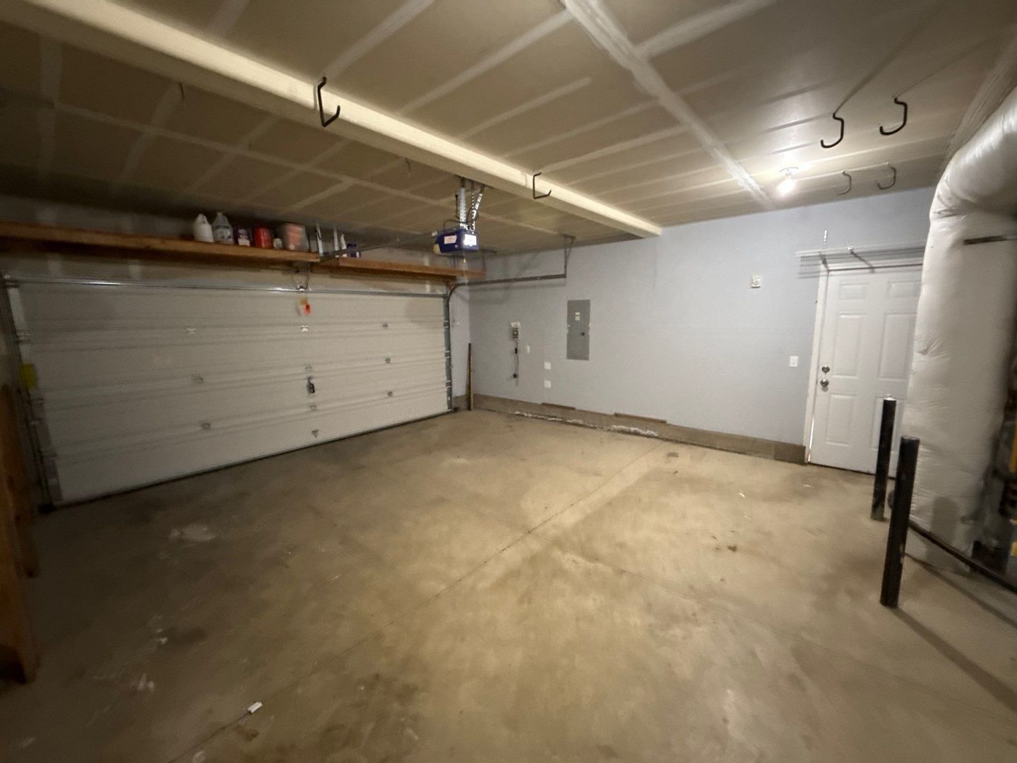 Albany 4 Bed, 2.5 Bath, Single Family Home, AVAILABLE NOW! property image