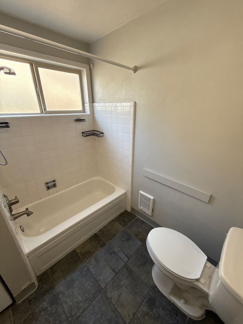 SE Salem, 3 Bedroom , 1 Bath, Half-Duplex, Solar Panels, COMING SOON! property image