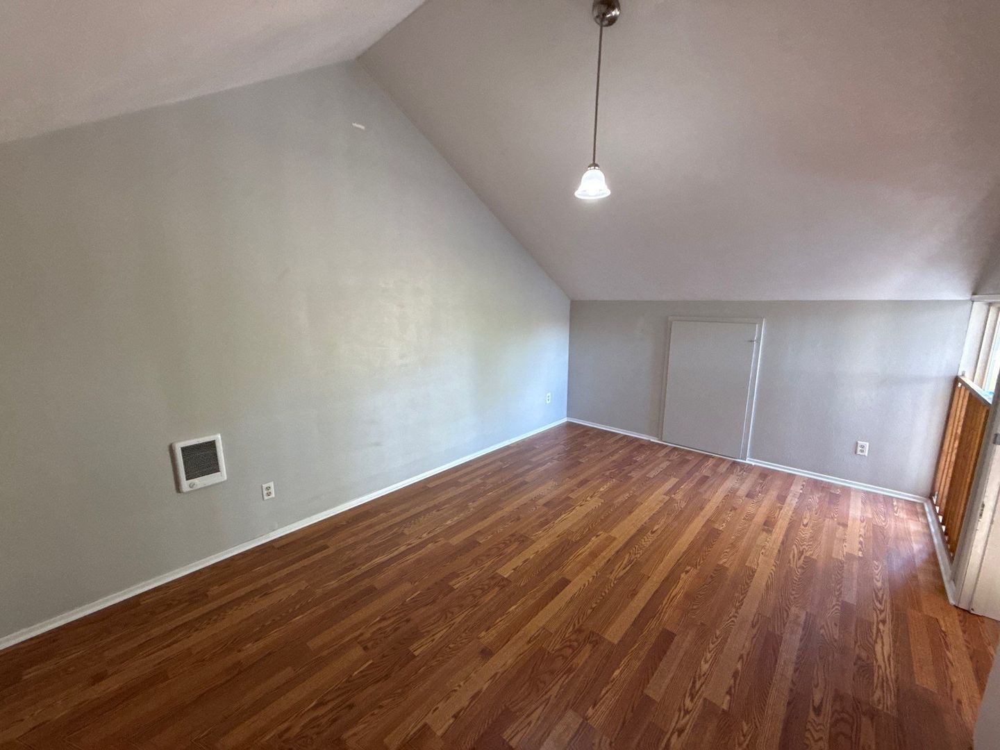 SE Salem, 3 Bedroom , 1 Bath, Half-Duplex, Solar Panels, COMING SOON! property image