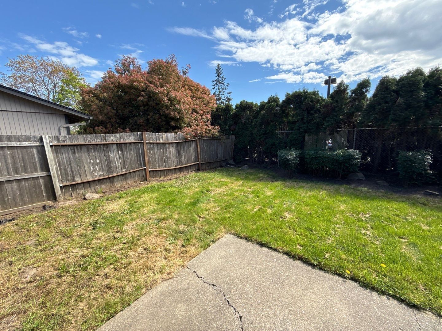 SE Salem, 3 Bedroom , 1 Bath, Half-Duplex, Solar Panels, COMING SOON! property image