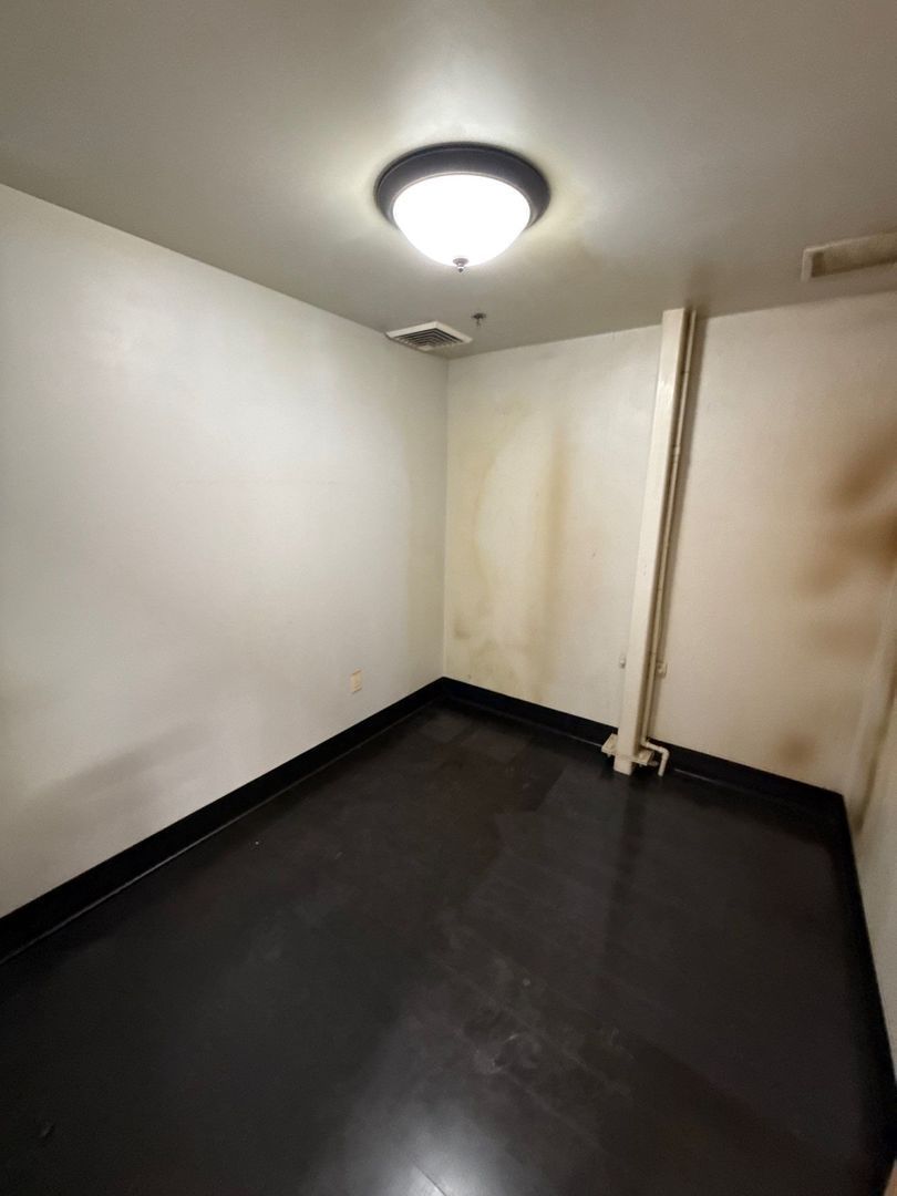 Office Space for Rent, Lease Terms Negotiable, AVAILABLE NOW! property image