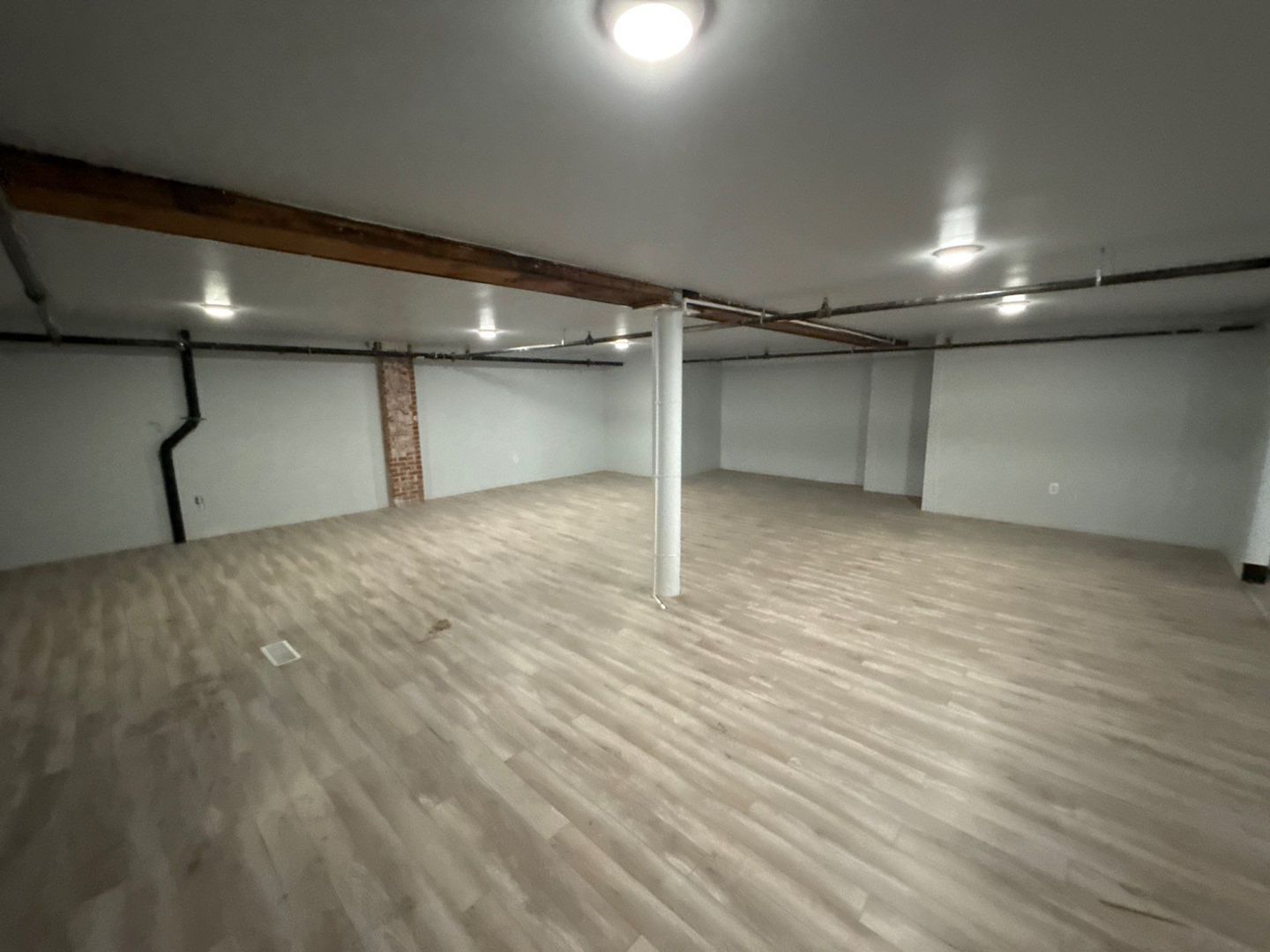 Office Space for Rent, Lease Terms Negotiable, AVAILABLE NOW! property image