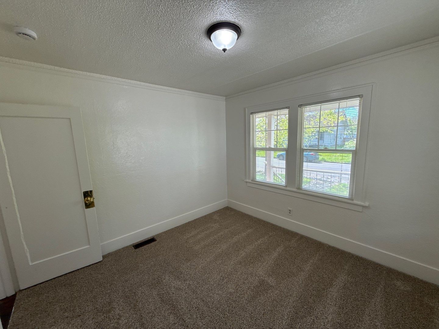 NE Salem 2 Beds, 1 Bath, 1 Story Single Family Home, AVAILABLE NOW! property image