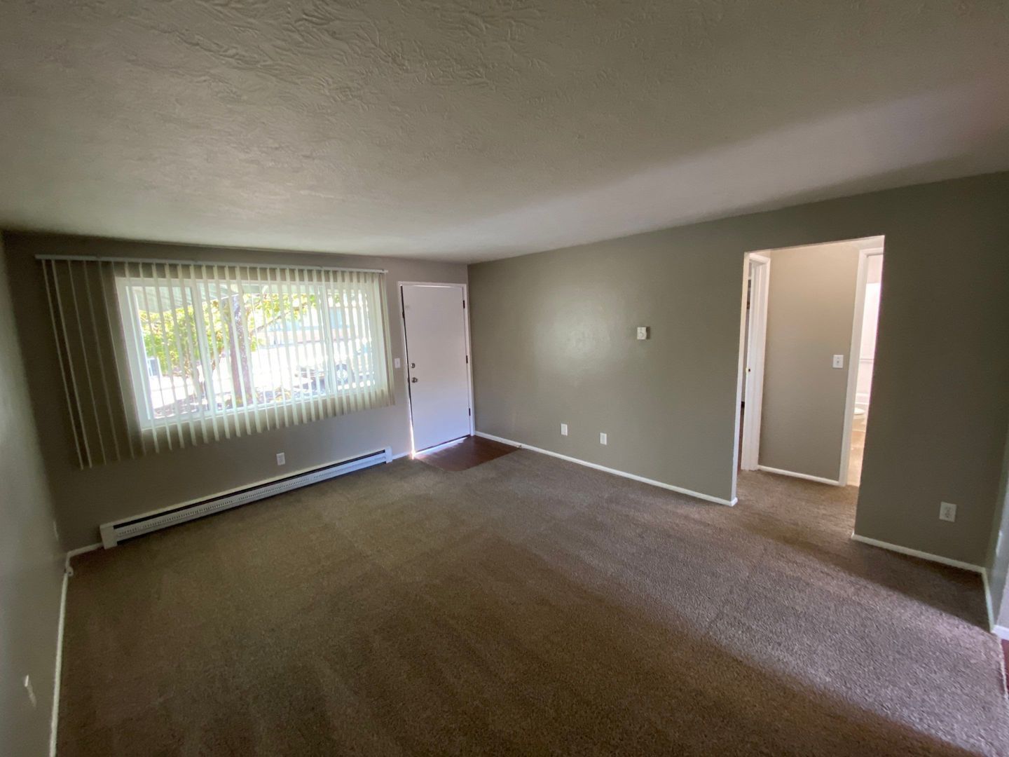 SE Dallas 2 Bed, 1 Bath, Apartment, Water/Sewer/Garbage Paid, COMING SOON! property image