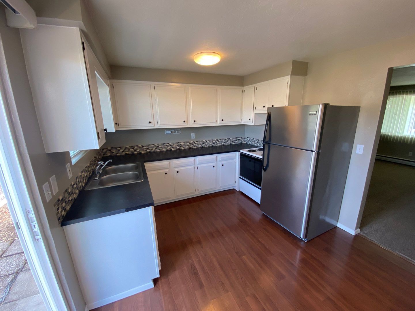 SE Dallas 2 Bed, 1 Bath, Apartment, Water/Sewer/Garbage Paid, COMING SOON! property image