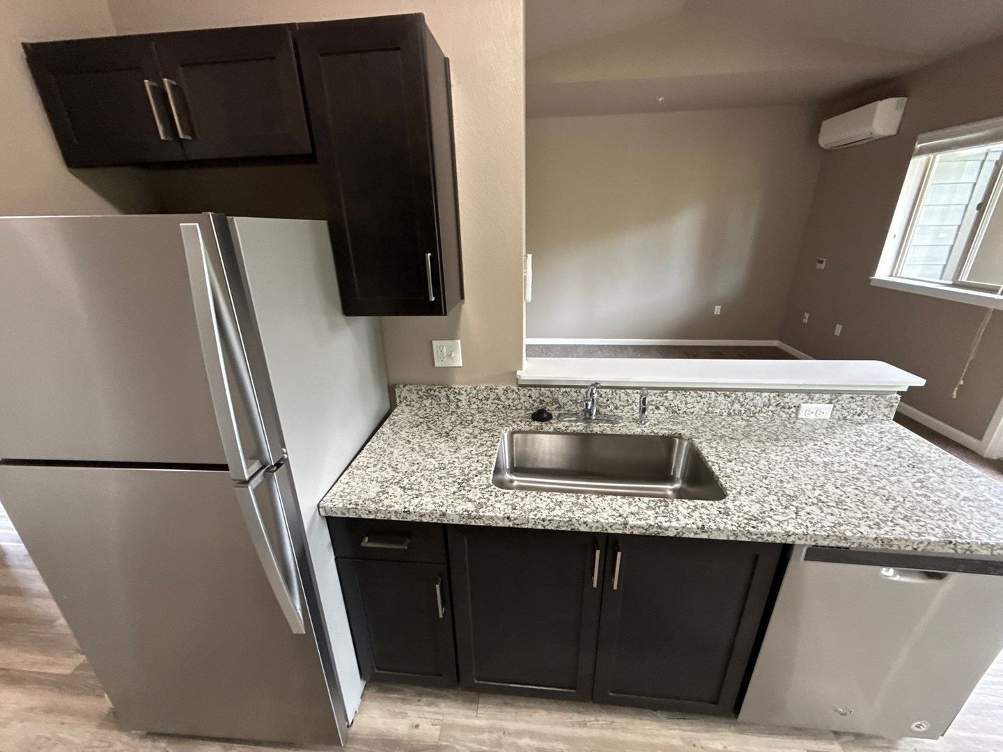 $99 Move-In & $1,190 Special | 3rd Floor 1BR/1BA NE Salem | AC | AVAILABLE NOW property image