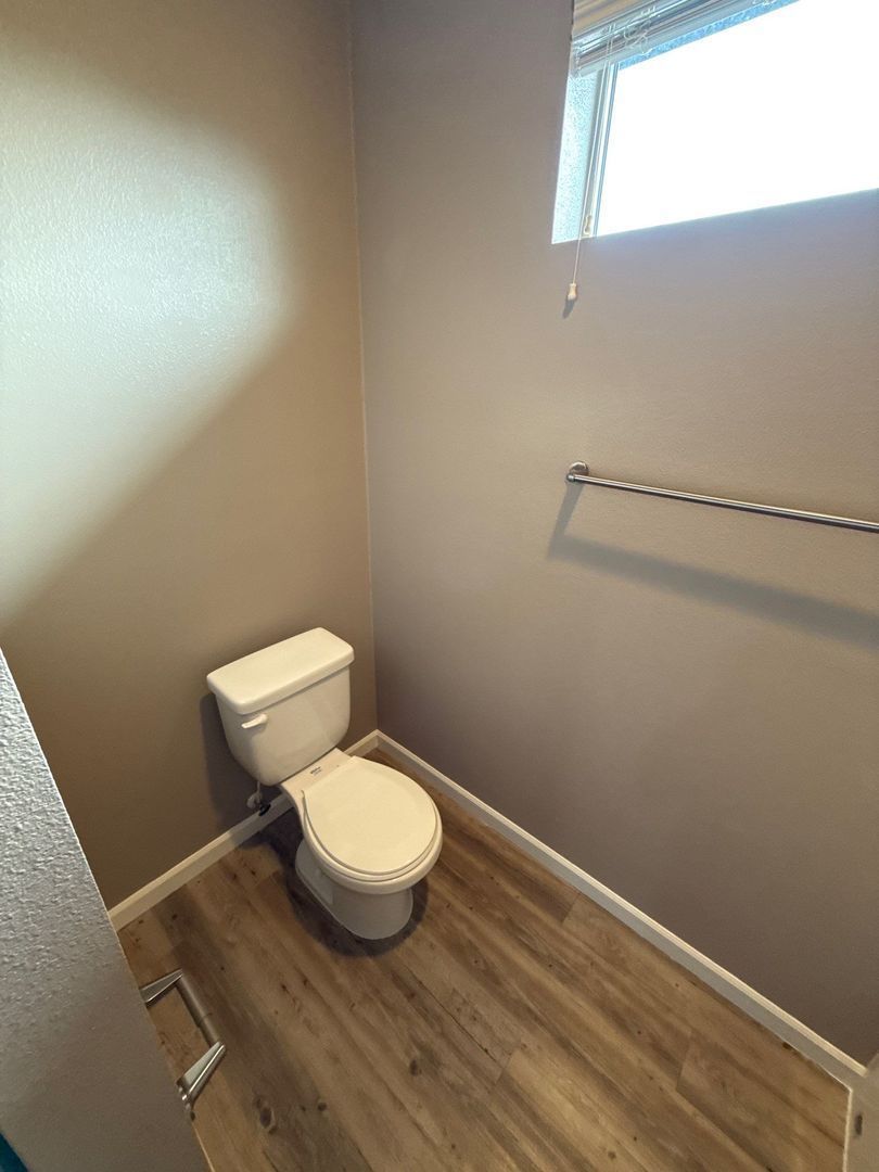 $99 Move-In & $1,190 Special | 3rd Floor 1BR/1BA NE Salem | AC | AVAILABLE NOW property image