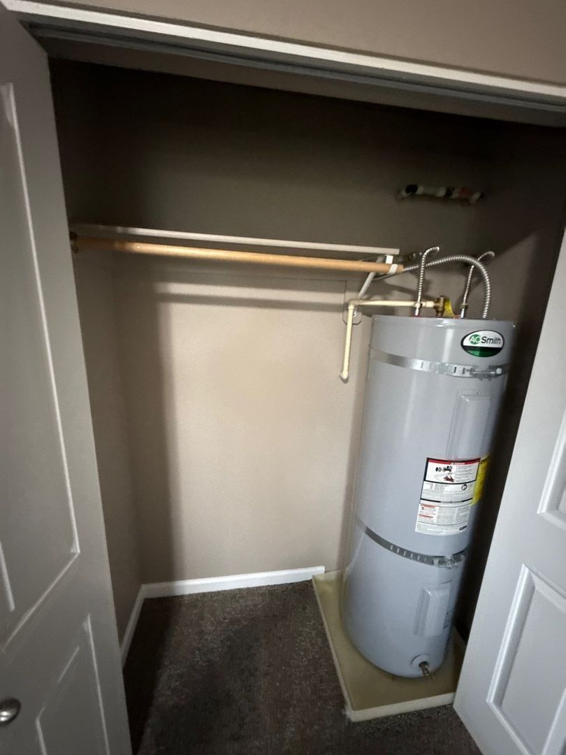 $99 Move-In & $1,400 Special | 2nd Floor 2BR/2BA NE Salem | AC | COMING SOON property image