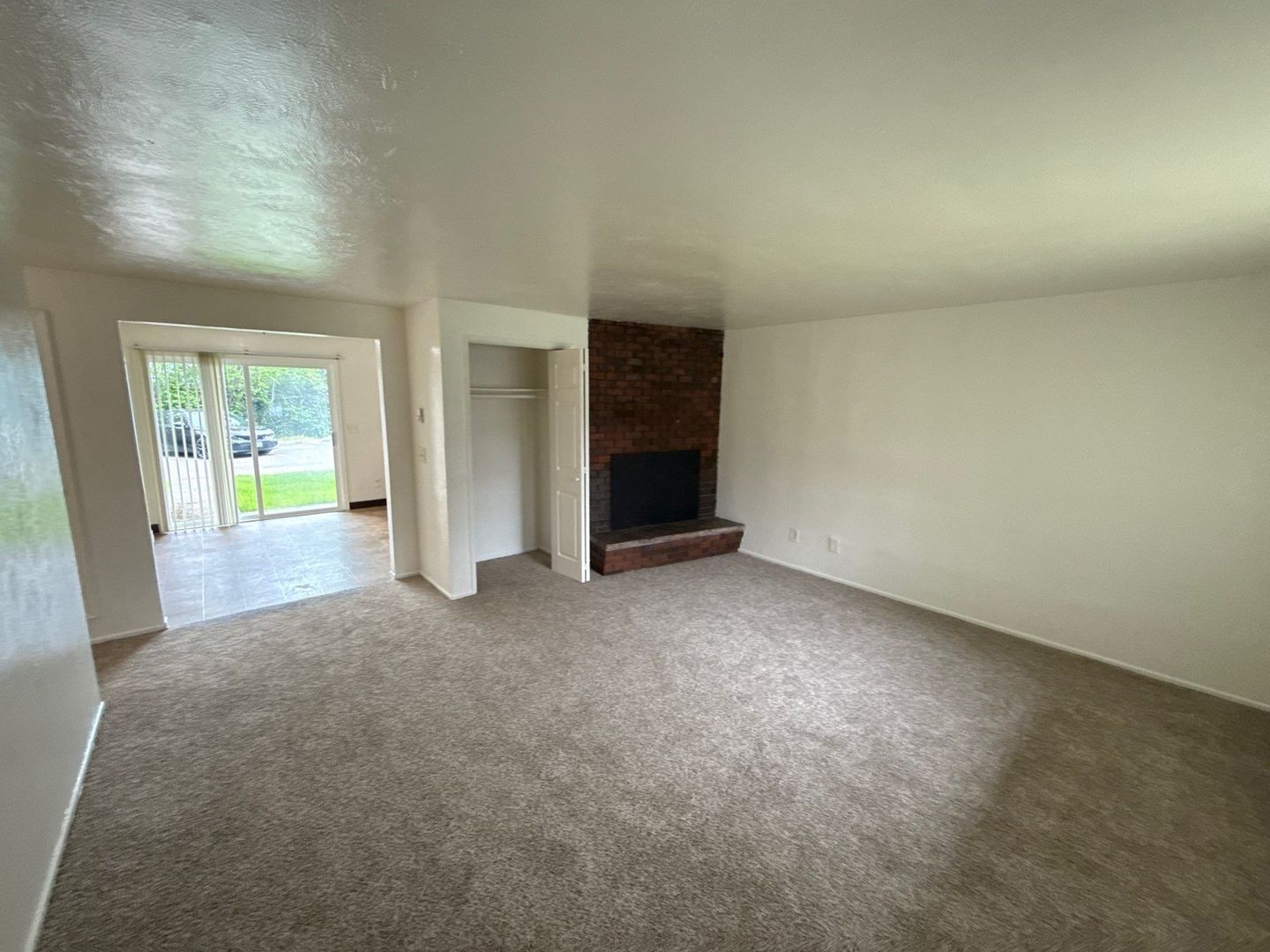 $1,095 First 3 Months, NE Salem, 2 Bed, 1 Bath, 1st Floor Apartment, AVAILABLE NOW! property image