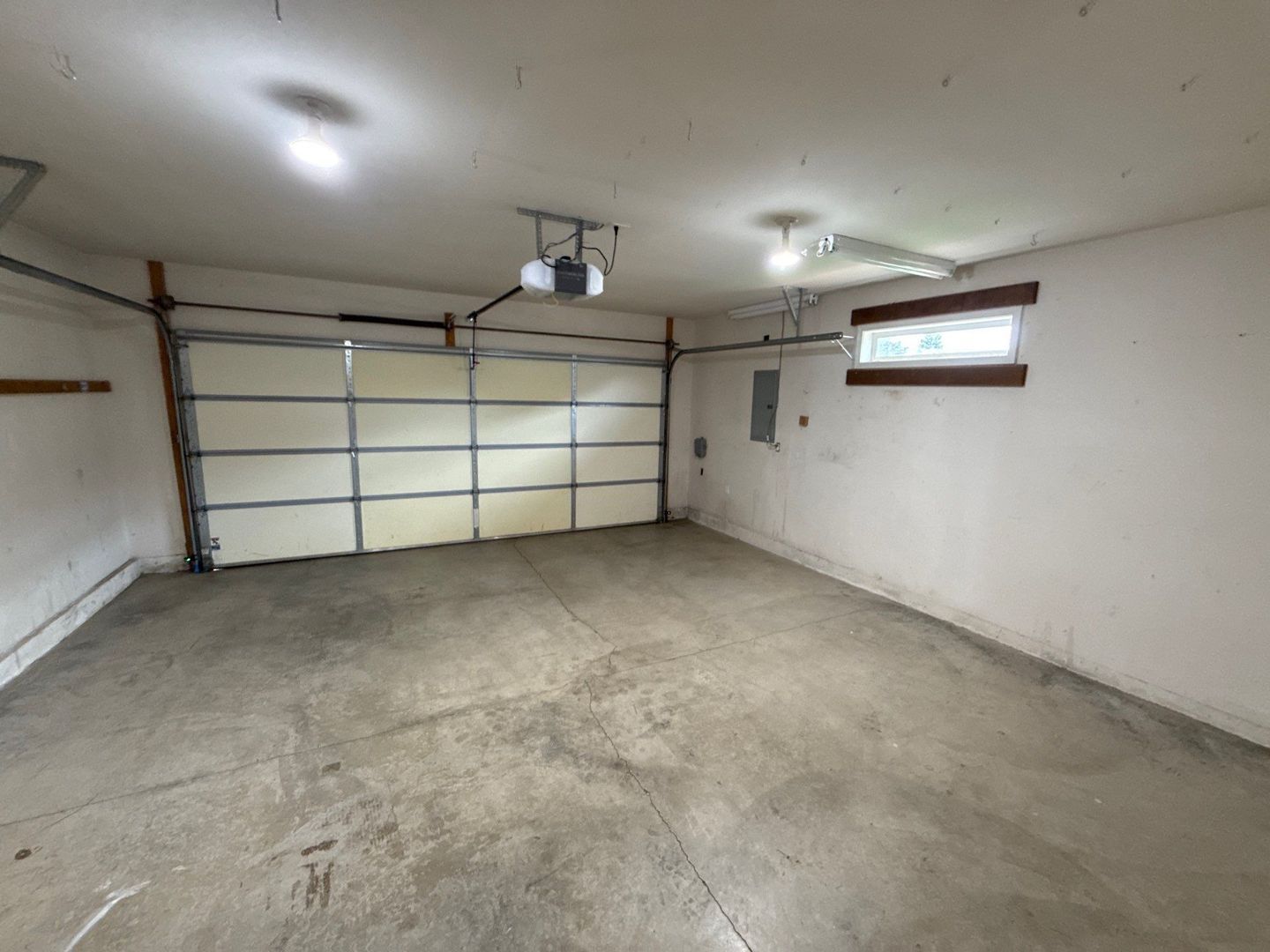 S Salem, 3 Bedroom , 2 Bath, Single Family Home, COMING SOON! property image