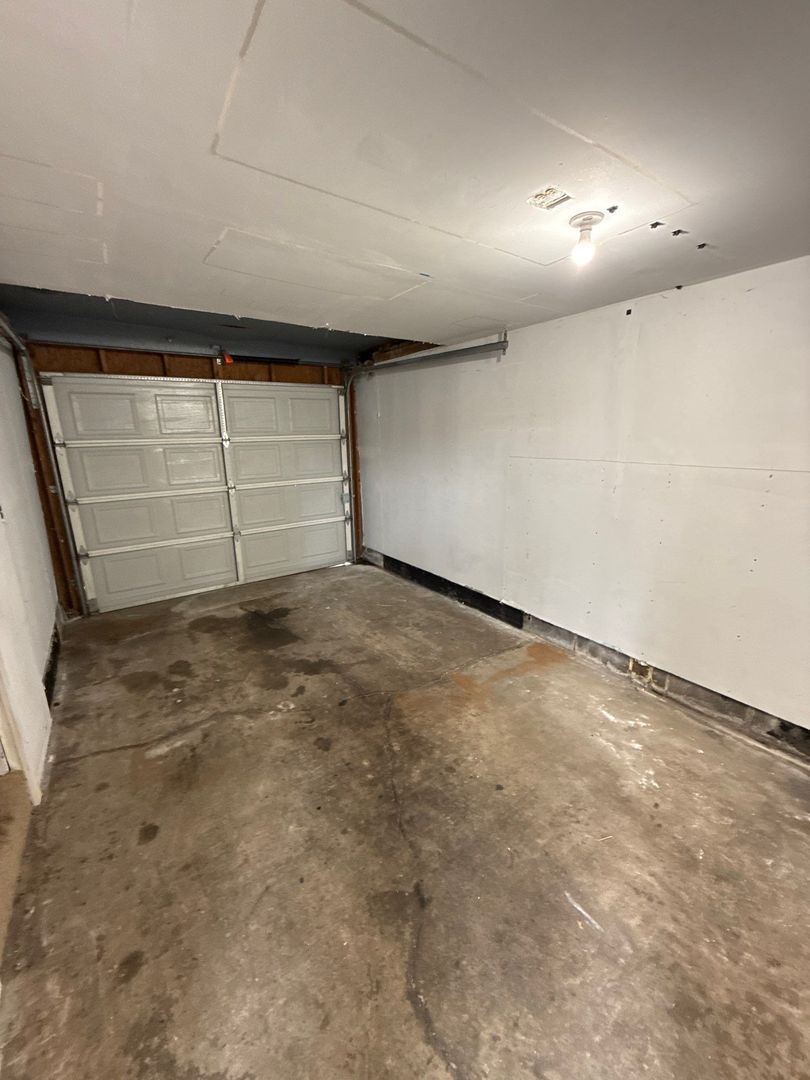 Salem 3 Bed, 1 Bath, Single Family Home | AVAILABLE NOW! property image