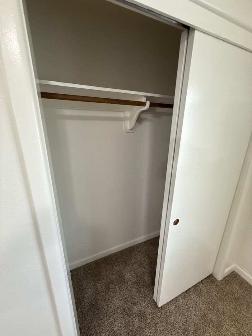 SE Salem, 1 Bed, 1 Bath 1 Story Complex | AVAILABLE NOW! property image