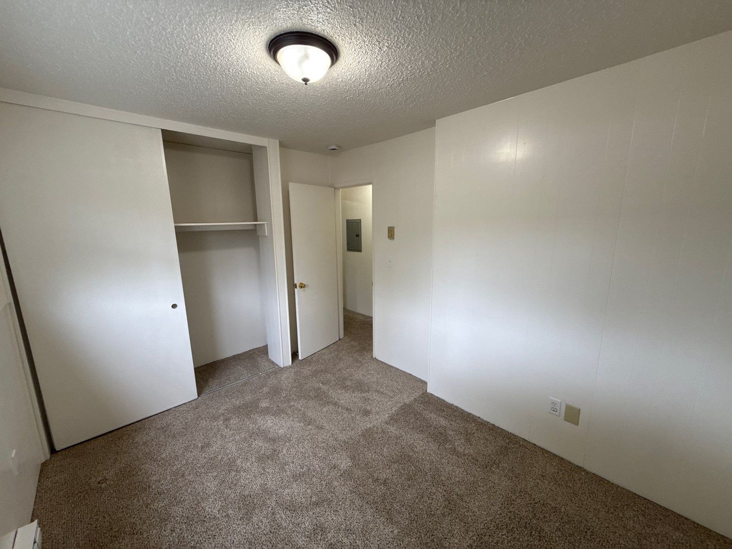 SW Dallas 2 Bed 1 Bath, 1st Floor Apartment, W/S/G Paid, COMING SOON! property image