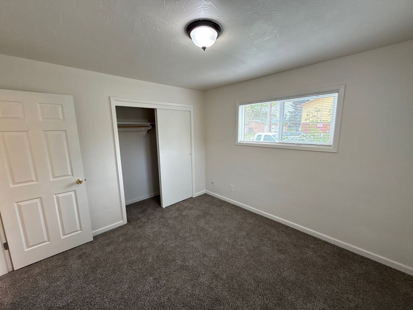 SPACIOUS SE. Salem 2 Bed, 1 Bath, Apartment | AVAILABLE NOW! property image
