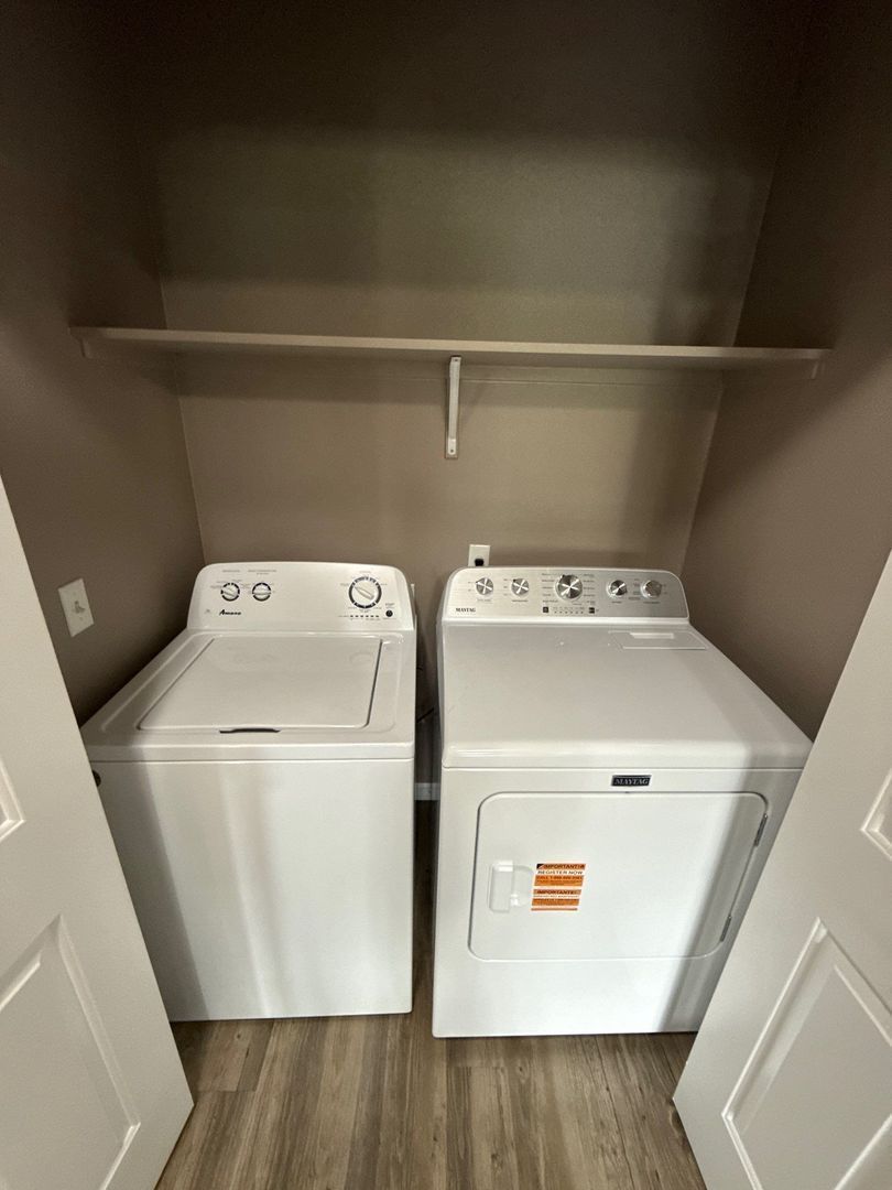 $99 Move-In & $1,400 Special | 3rd Floor 2BR/2BA NE Salem | AC | AVAILABLE NOW! property image