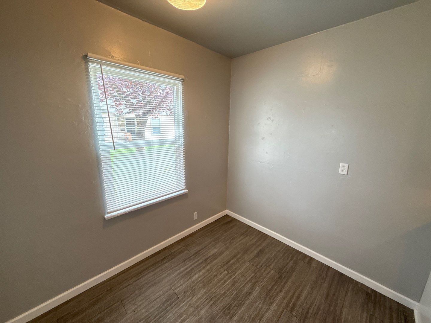 Sweet Home 2 Bed 1 Bath Apartment, Pet Friendly, AVAILABLE NOW! property image