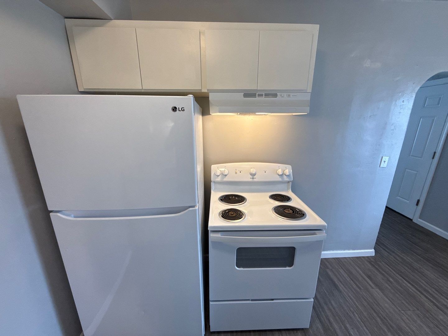 Sweet Home 2 Bed 1 Bath Apartment, Pet Friendly, AVAILABLE NOW! property image