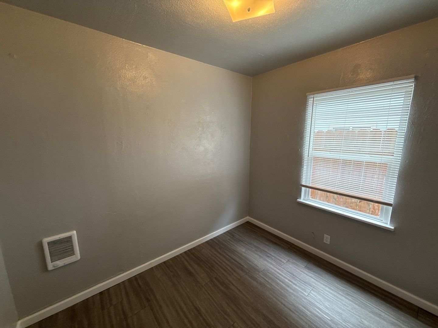 Sweet Home 2 Bed 1 Bath Apartment, Pet Friendly, AVAILABLE NOW! property image