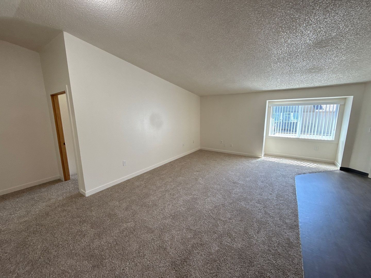 $1,595 First 3 Months, NW Salem 3 Beds, 2 Bath, 1st Floor Apartment, W/S/G Paid, AVAILABLE NOW! property image