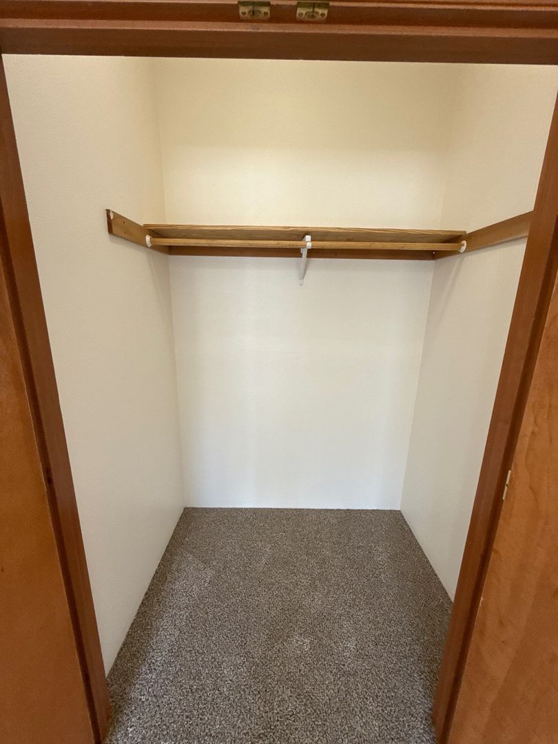 $1,595 First 3 Months, NW Salem 3 Beds, 2 Bath, 1st Floor Apartment, W/S/G Paid, AVAILABLE NOW! property image