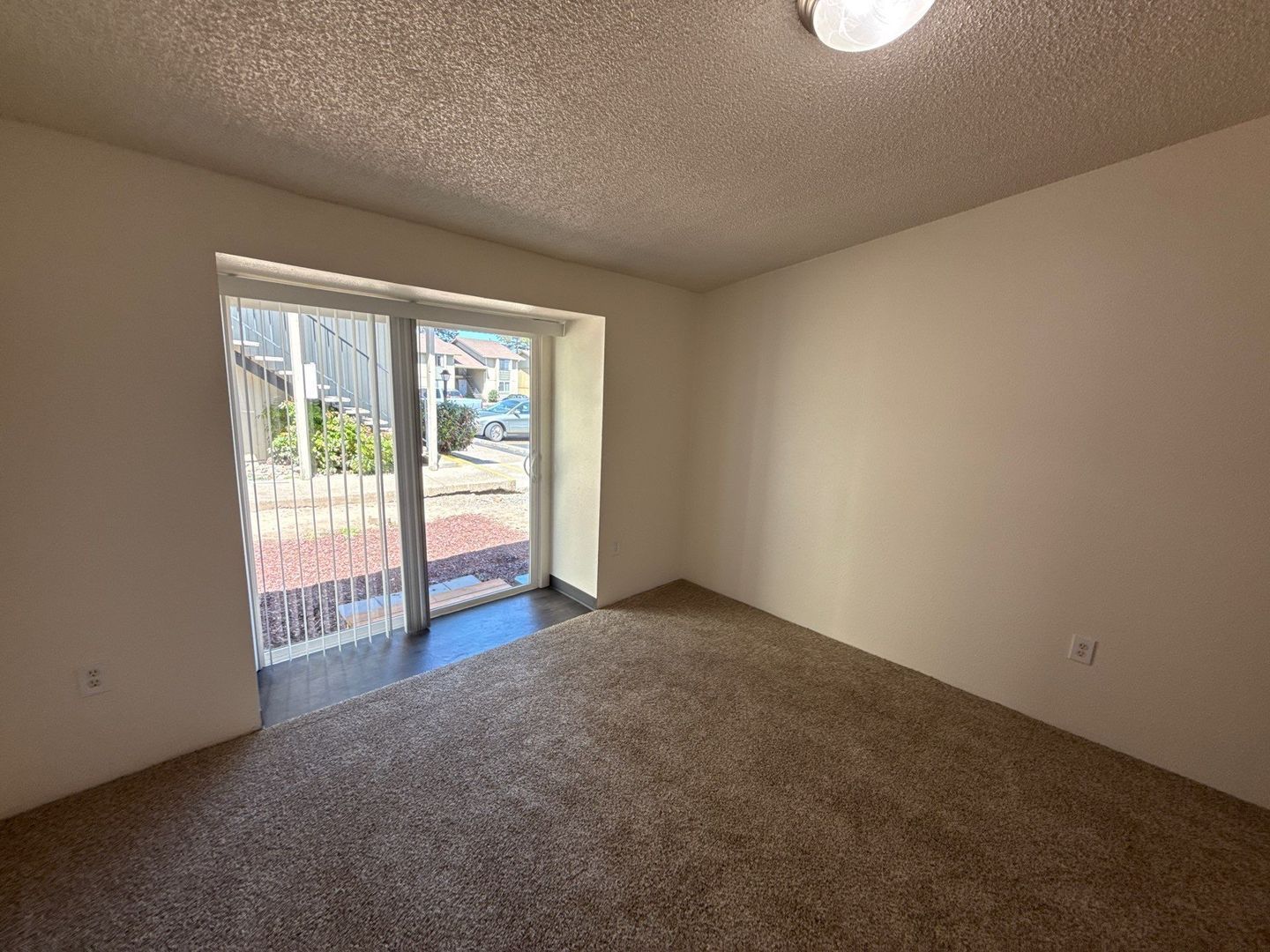 $1,595 First 3 Months, NW Salem 3 Beds, 2 Bath, 1st Floor Apartment, W/S/G Paid, AVAILABLE NOW! property image