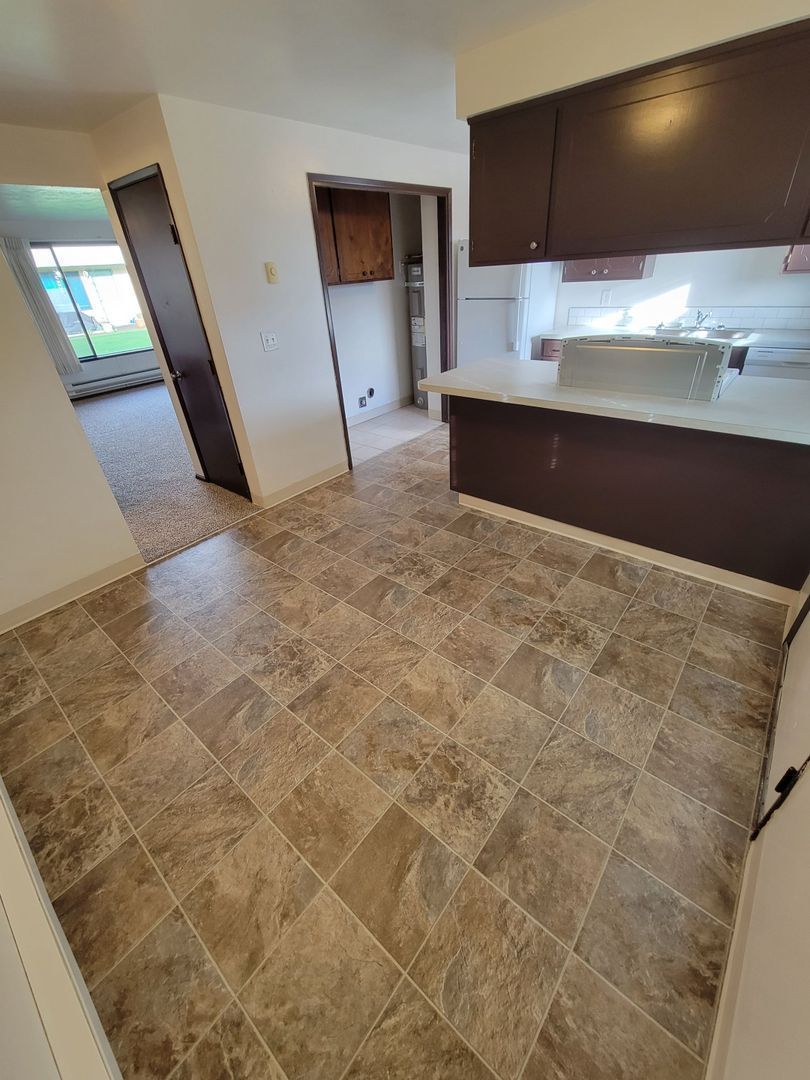 SE Albany 2 Bed 1.5 Bath Apartment, Washer & Dryer Hookups, COMING SOON! property image
