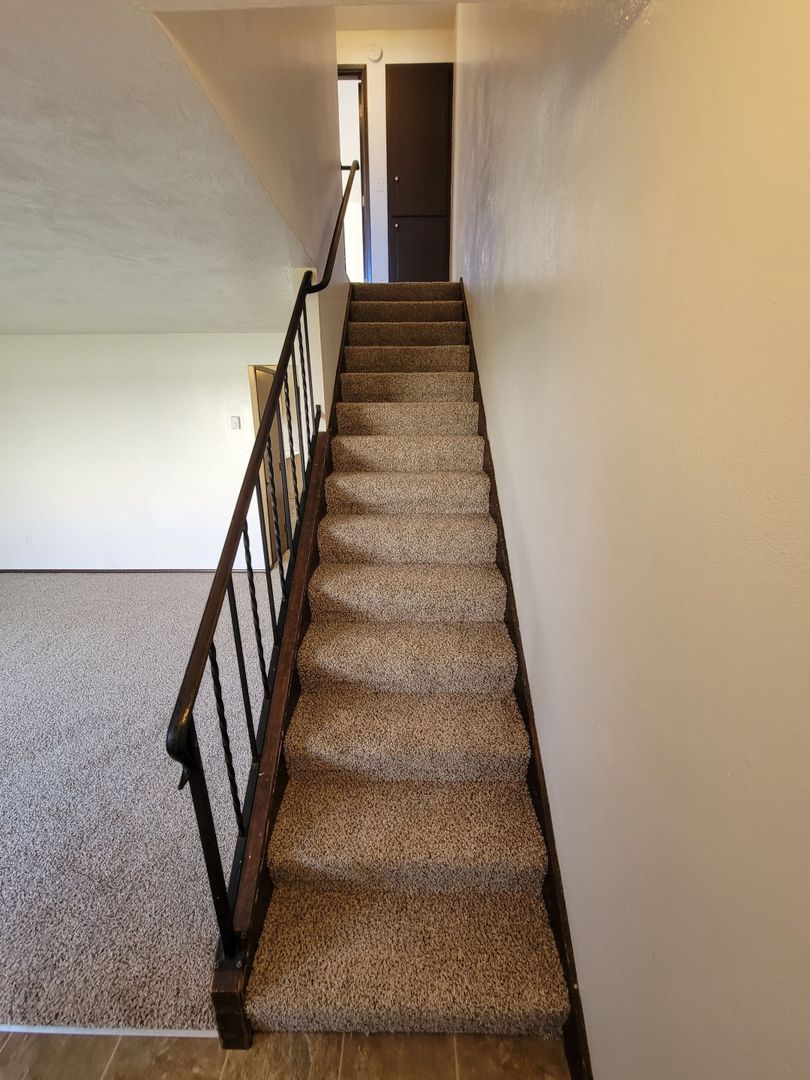 SE Albany 2 Bed 1.5 Bath Apartment, Washer & Dryer Hookups, COMING SOON! property image