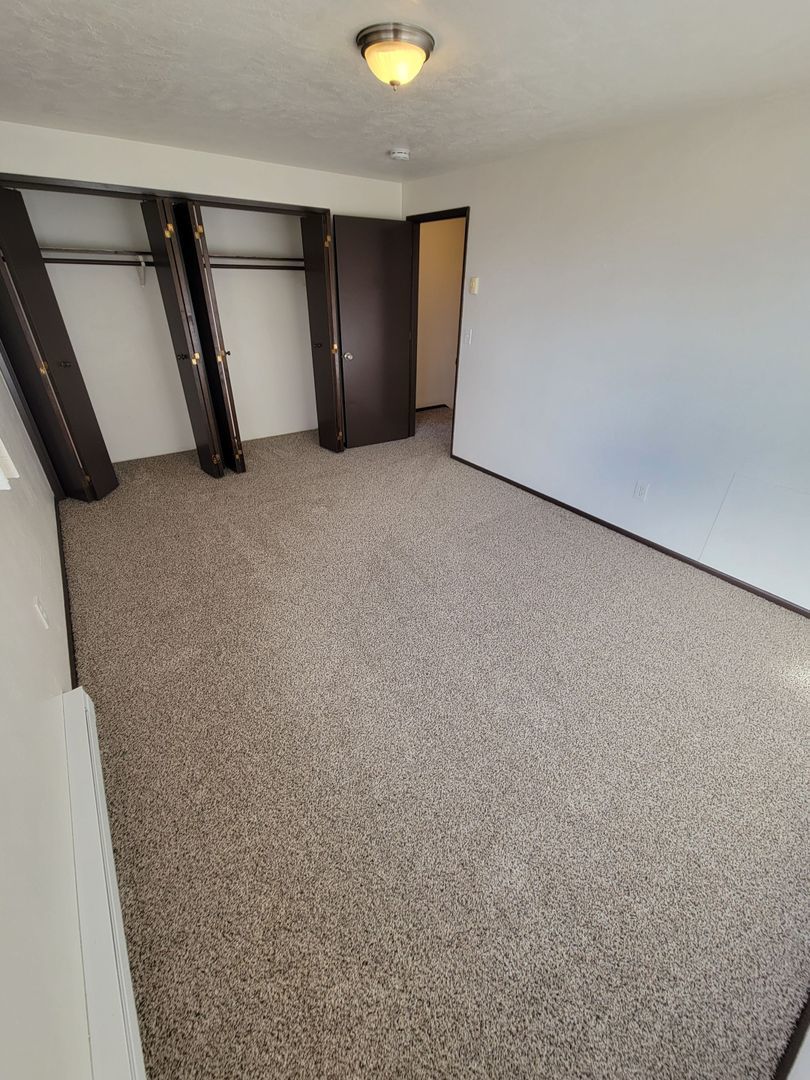 SE Albany 2 Bed 1.5 Bath Apartment, Washer & Dryer Hookups, COMING SOON! property image