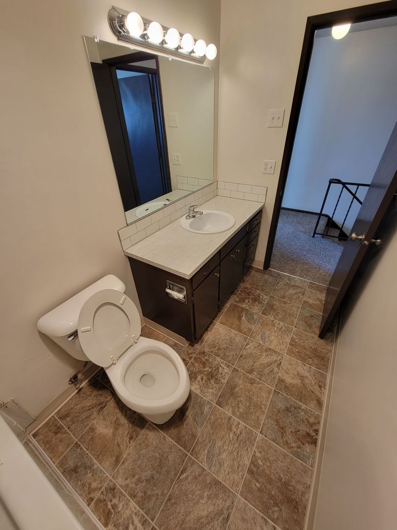 SE Albany 2 Bed 1.5 Bath Apartment, Washer & Dryer Hookups, COMING SOON! property image