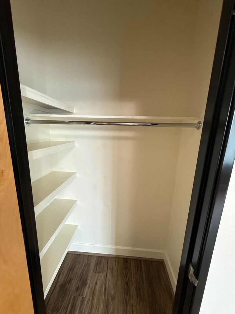 $1,395 First 3 Months Downtown Salem, Alcove Studio, 1 Bath, w/Washer & Dryer in Unit, CALL TO SCHEDULE A VIEWING, AVAILABLE NOW! property image