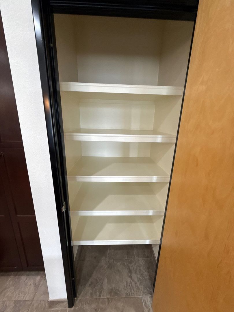 $1,395 First 3 Months Downtown Salem, Alcove Studio, 1 Bath, w/Washer & Dryer in Unit, CALL TO SCHEDULE A VIEWING, AVAILABLE NOW! property image