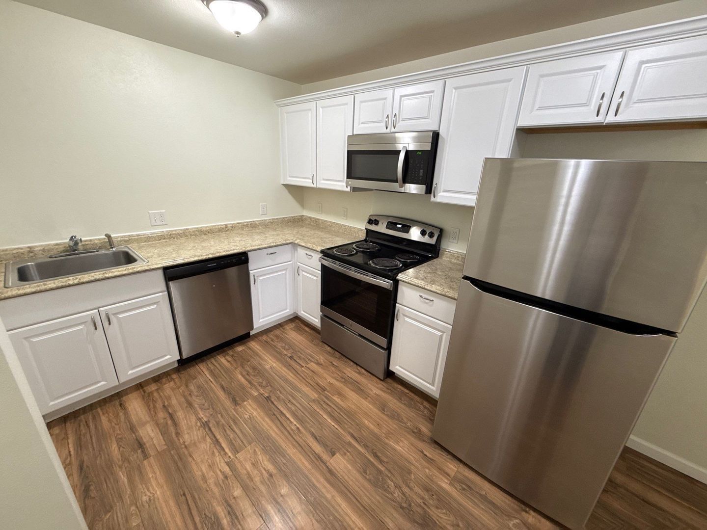 $1,345 First 3 Months, Mount Angel, 2 Bed, 1 Bath, 1st Floor Apartment, Pet Friendly, |AVAILABLE NOW! property image