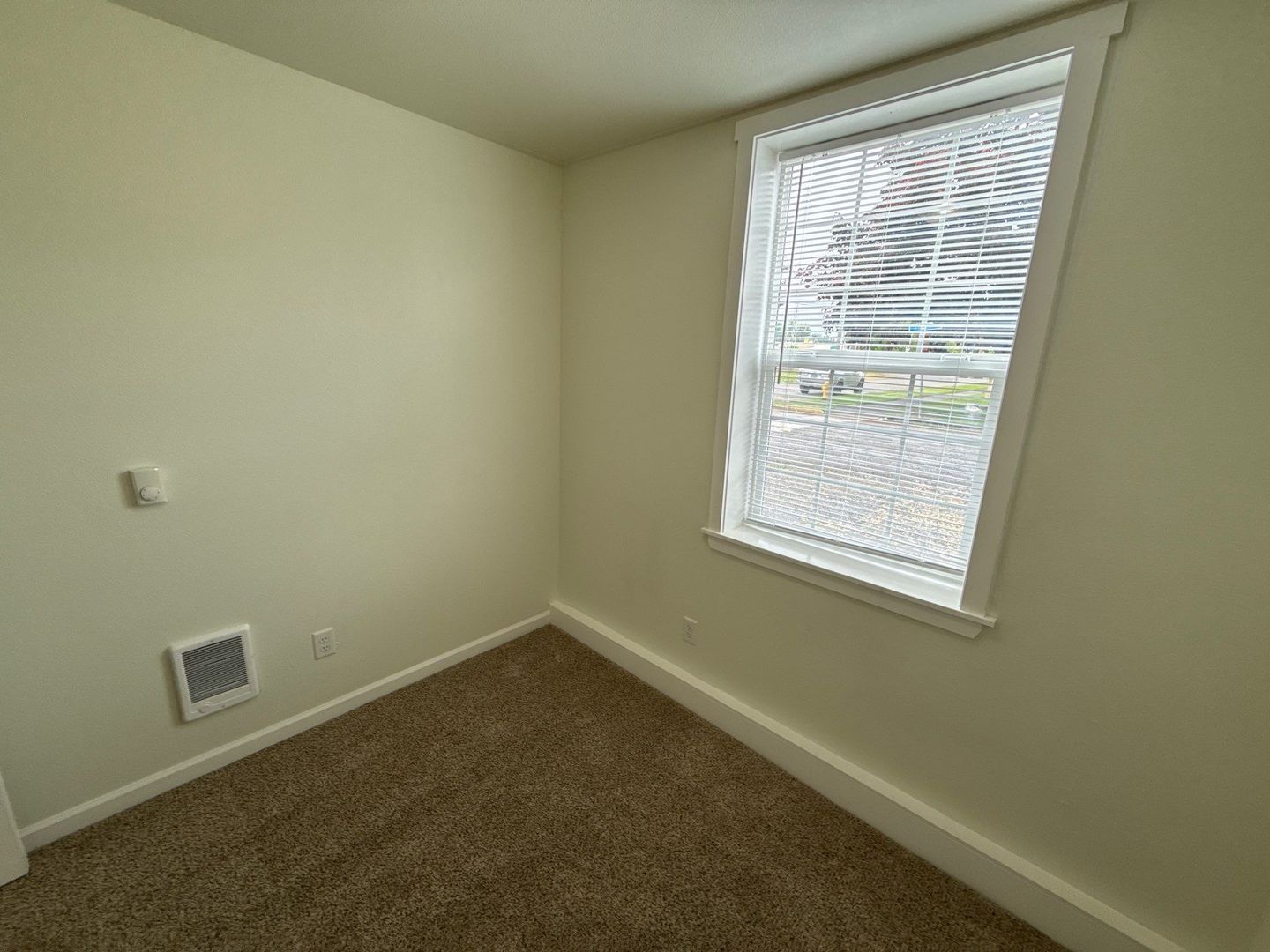 $1,345 First 3 Months, Mount Angel, 2 Bed, 1 Bath, 1st Floor Apartment, Pet Friendly, |AVAILABLE NOW! property image