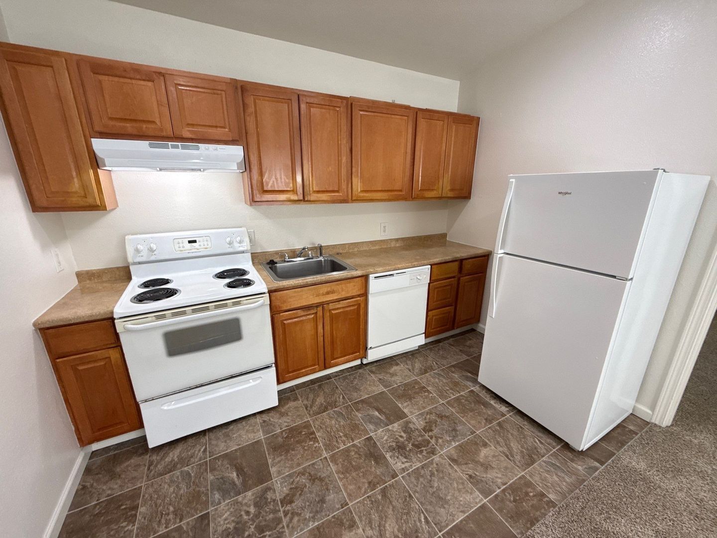 NE Salem, 2 Beds, 1 Bath, 1 Story Duplex, COMING SOON! property image