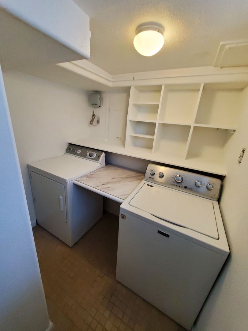 NE Salem Duplex 1 Bed W/Bonus Room 1 Bath, ALL BILLS PAID, W/D In Unit, COMING SOON! property image