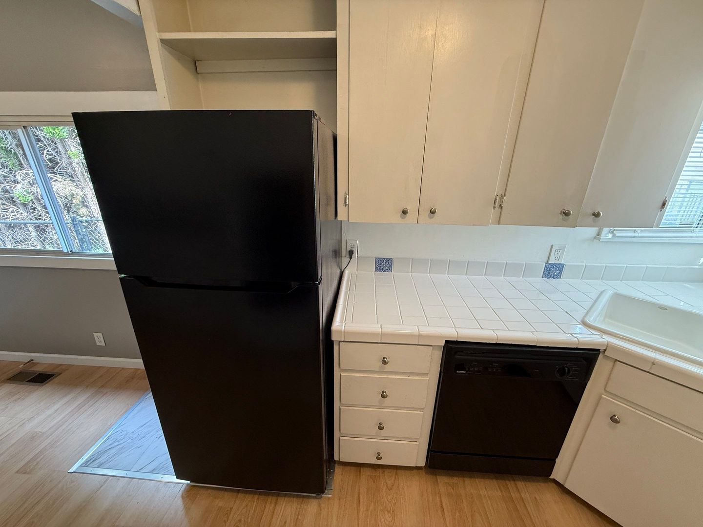 NE Salem Duplex 2 Bed 1.5 Bath, ALL BILLS PAID, W/D In Unit, COMING SOON! property image