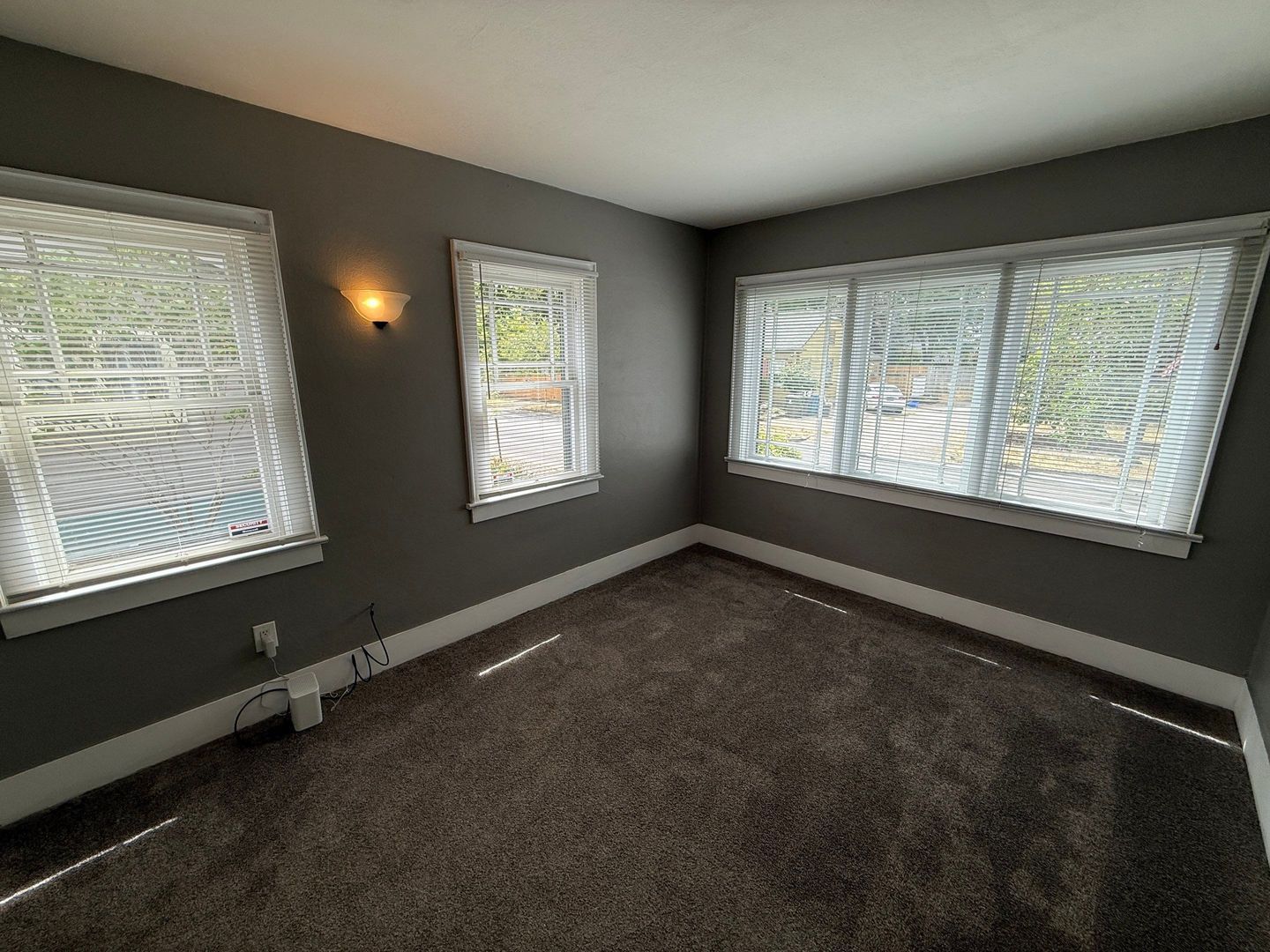 NE Salem Duplex 2 Bed 1.5 Bath, ALL BILLS PAID, W/D In Unit, COMING SOON! property image