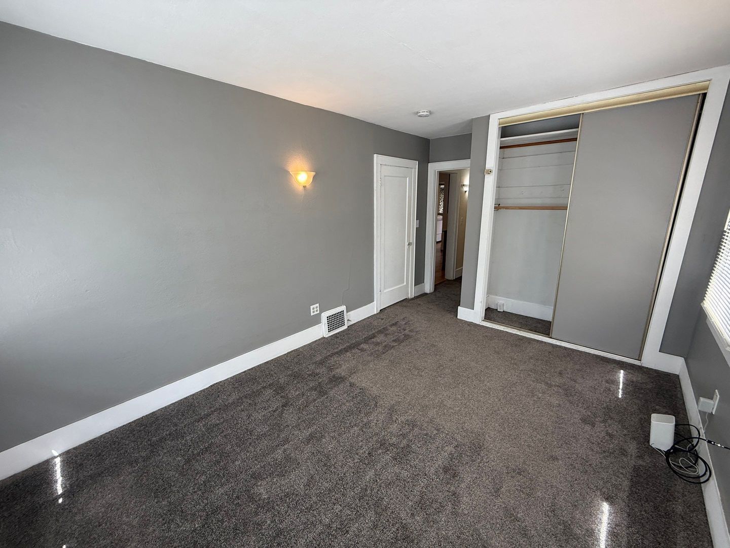 NE Salem Duplex 2 Bed 1.5 Bath, ALL BILLS PAID, W/D In Unit, COMING SOON! property image