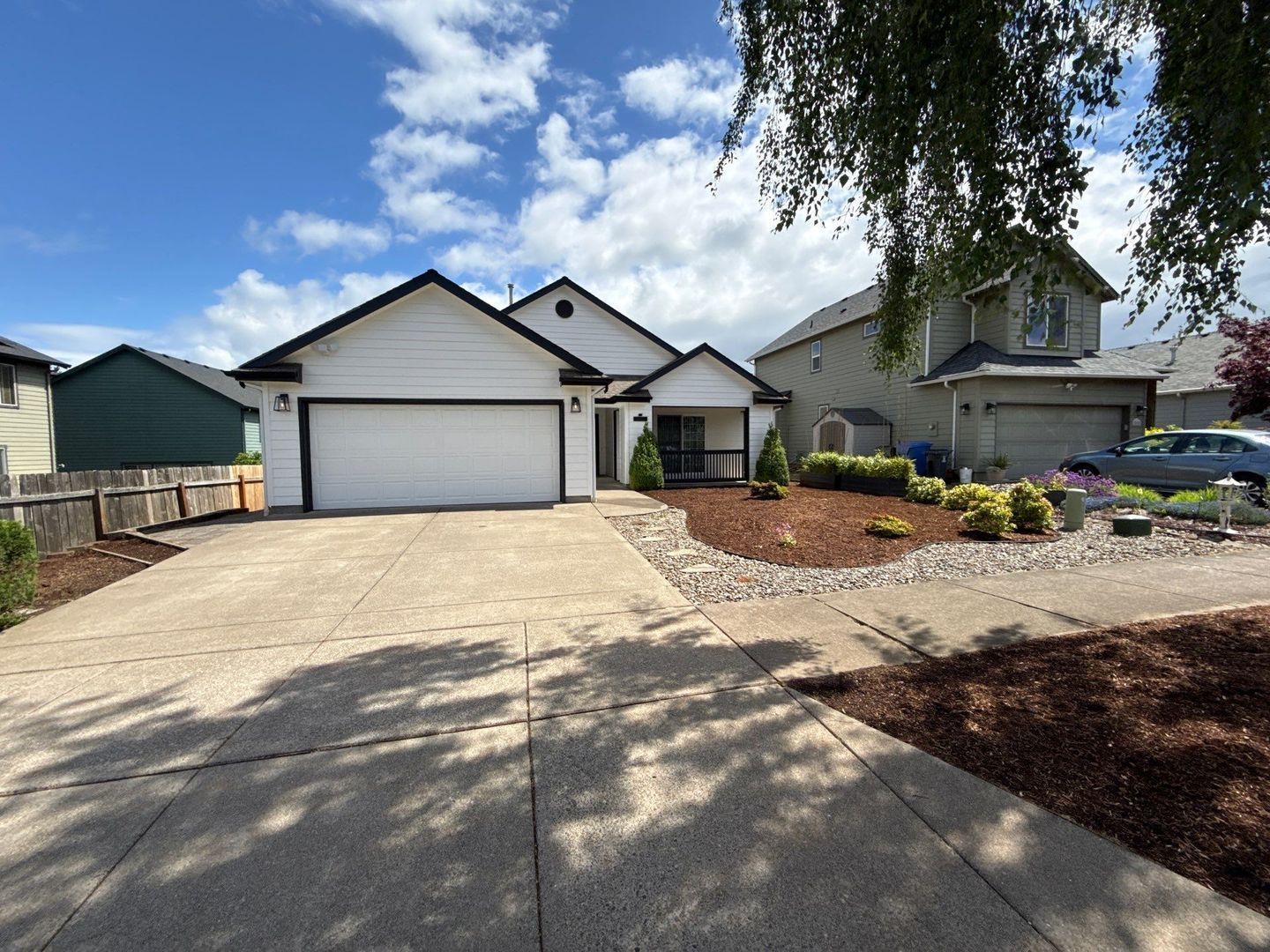 Spacious S. Salem 3BR/2BA Single Family Home in Quiet Neighborhood - AVAILABLE NOW! property image