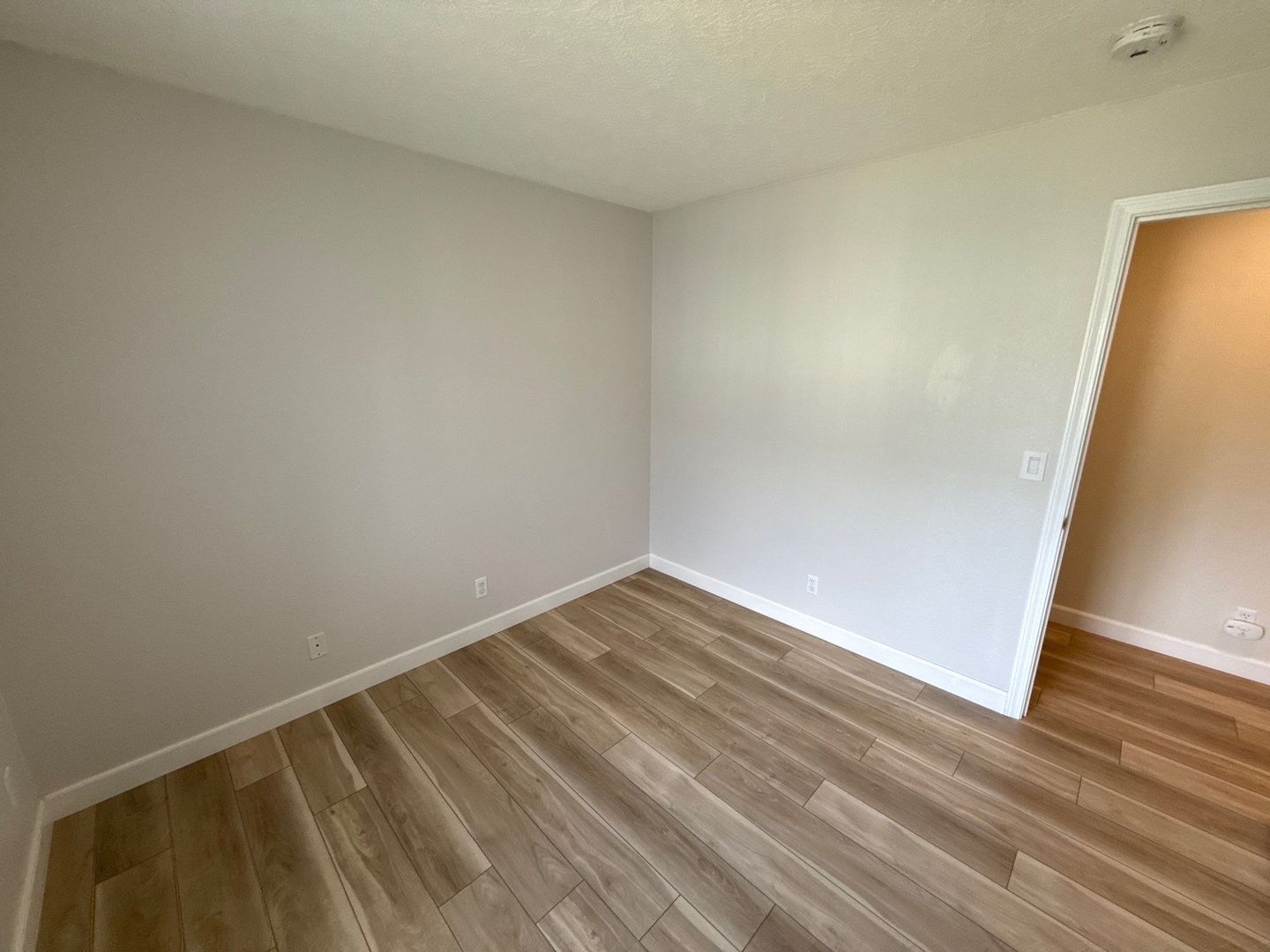 Spacious S. Salem 3BR/2BA Single Family Home in Quiet Neighborhood - AVAILABLE NOW! property image