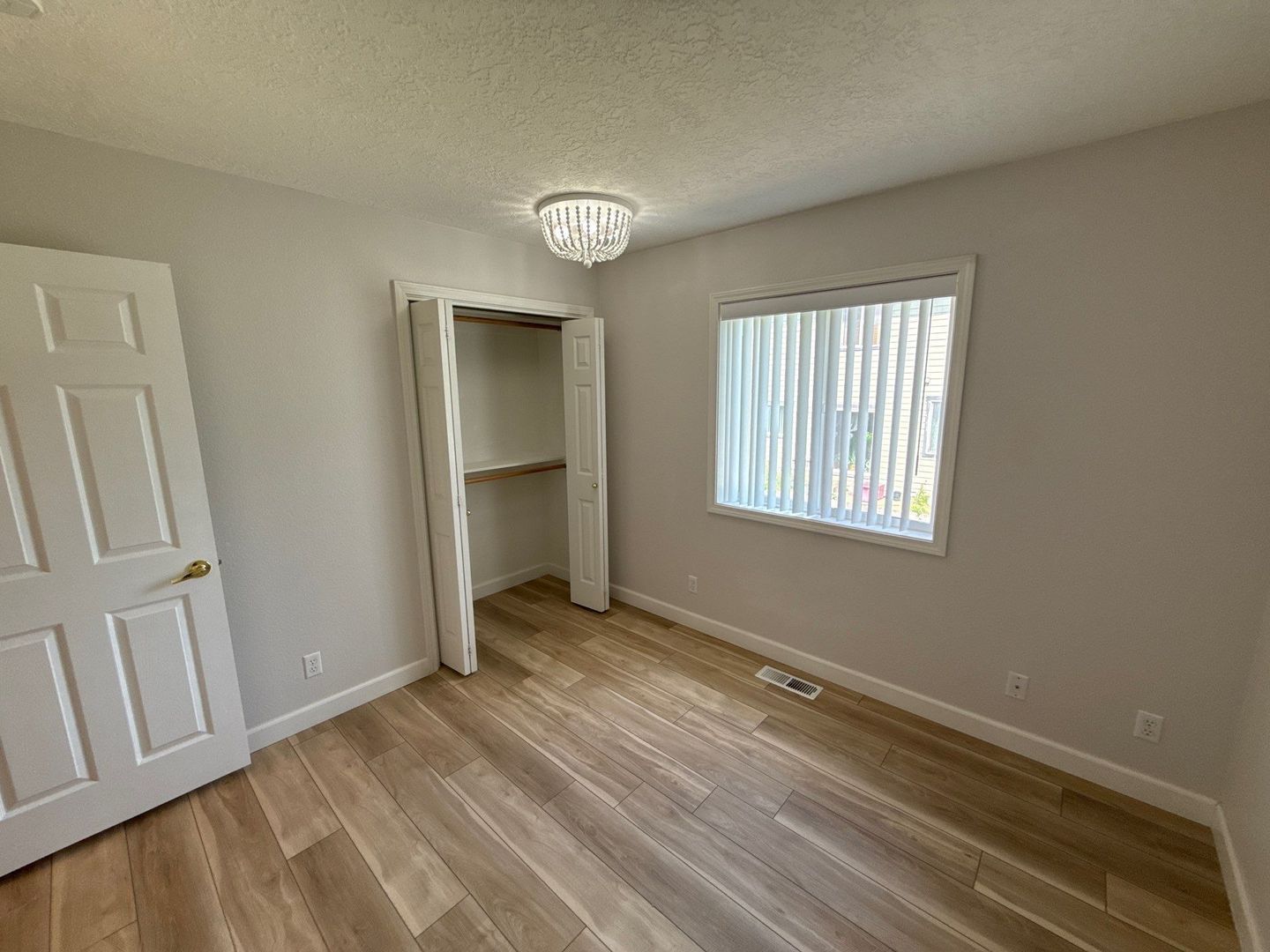 Spacious S. Salem 3BR/2BA Single Family Home in Quiet Neighborhood - AVAILABLE NOW! property image