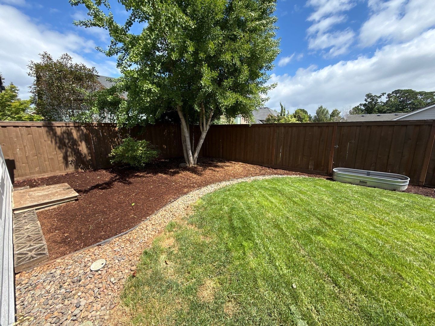 Spacious S. Salem 3BR/2BA Single Family Home in Quiet Neighborhood - AVAILABLE NOW! property image