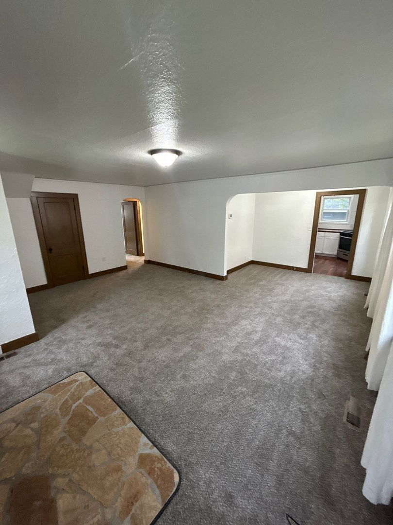 Corvallis 3 Bed, 1 Bath Single Family Home, AVAILABLE NOW! property image