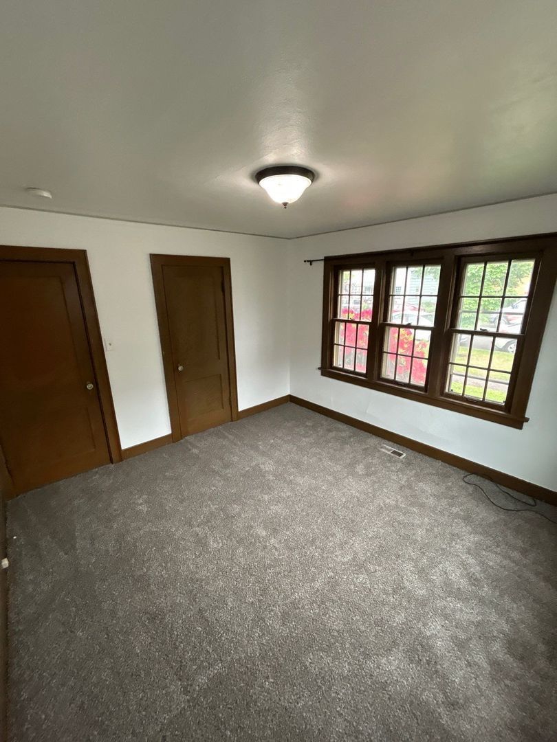 Corvallis 3 Bed, 1 Bath Single Family Home, AVAILABLE NOW! property image