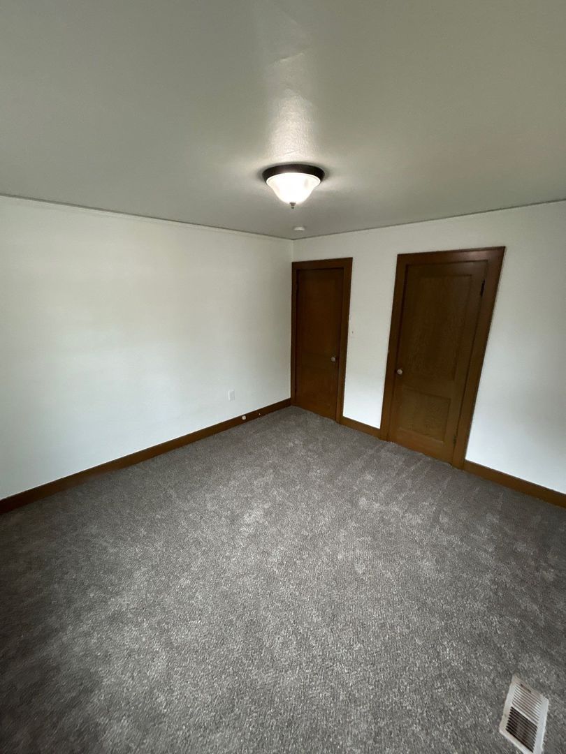 Corvallis 3 Bed, 1 Bath Single Family Home, AVAILABLE NOW! property image