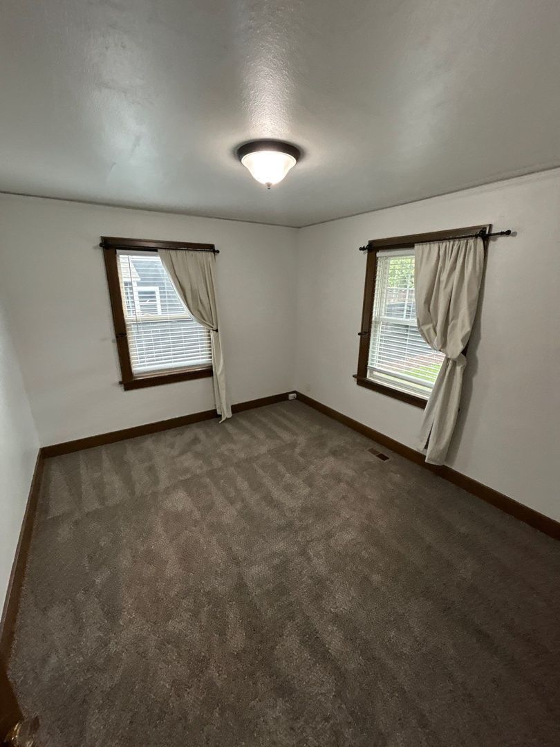 Corvallis 3 Bed, 1 Bath Single Family Home, AVAILABLE NOW! property image