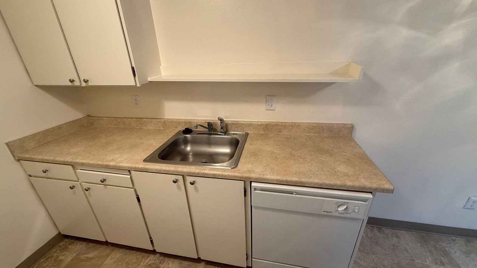 NW Salem, 1 Bed, 1 Bath, 1st Floor Apartment, Pet Friendly, AVAILABLE NOW! property image